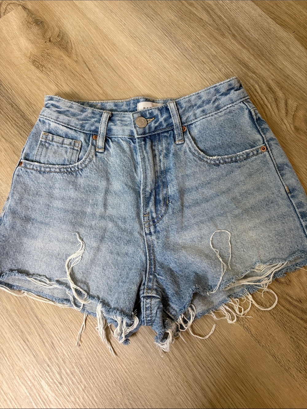 PacSun Rhinestone Star 70s cut off Denim Festival Shorts Size 23 boho rave comfy